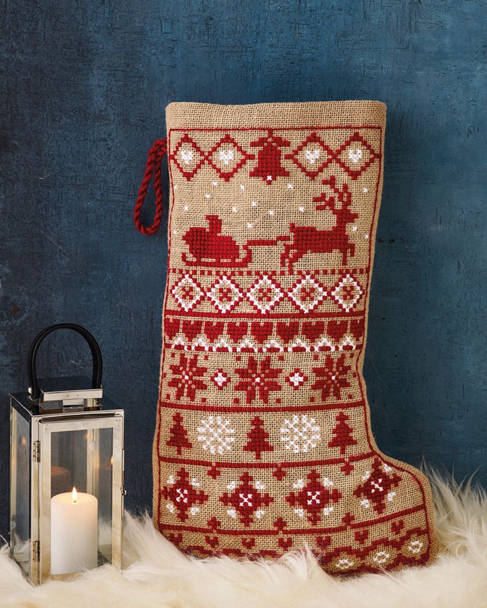 Julesokk Rød jul 37 x 60 cm - broderipakke 