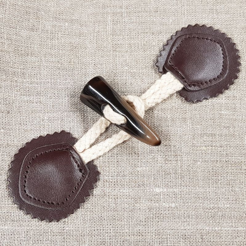 Duffelcoatlukning stor 16 cm - 3 farger