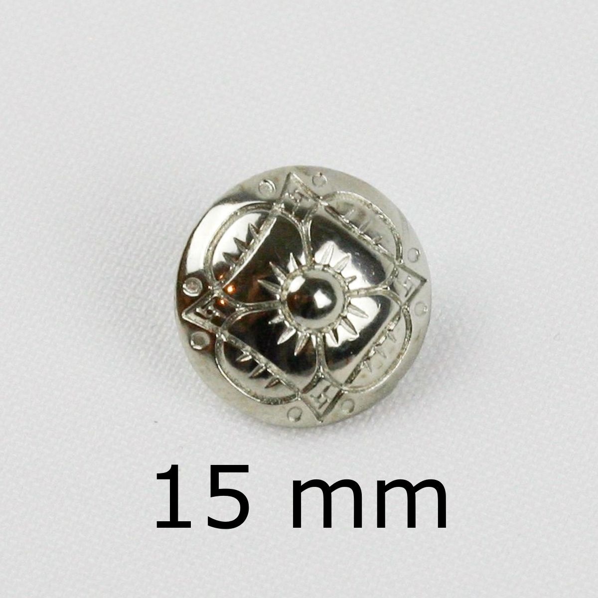 Tinnknapp Ulvik lys buet kofteknapp - flere størrelser